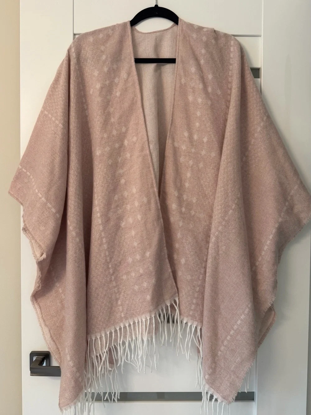 Gentle Fawn Dusty Blush Fringe Wrap